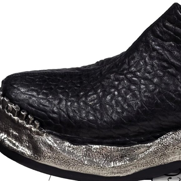 $5900 Alexander Mcqueen 807877WIAAO Men\'s Black Dumbo Grain Slipper-US 11 EU 44 main image 5
